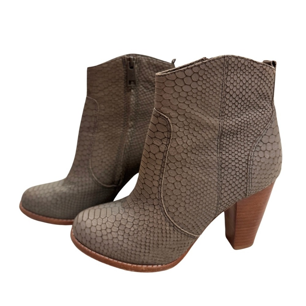 Joie Dalton Grey Snakeskin Embossed Ankle Boots 7 Block Heel Side Zip Booties